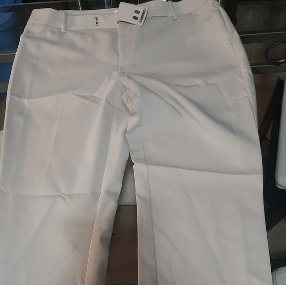 Cream coloured Calvin Klein dress pants - Picture 3 of 3